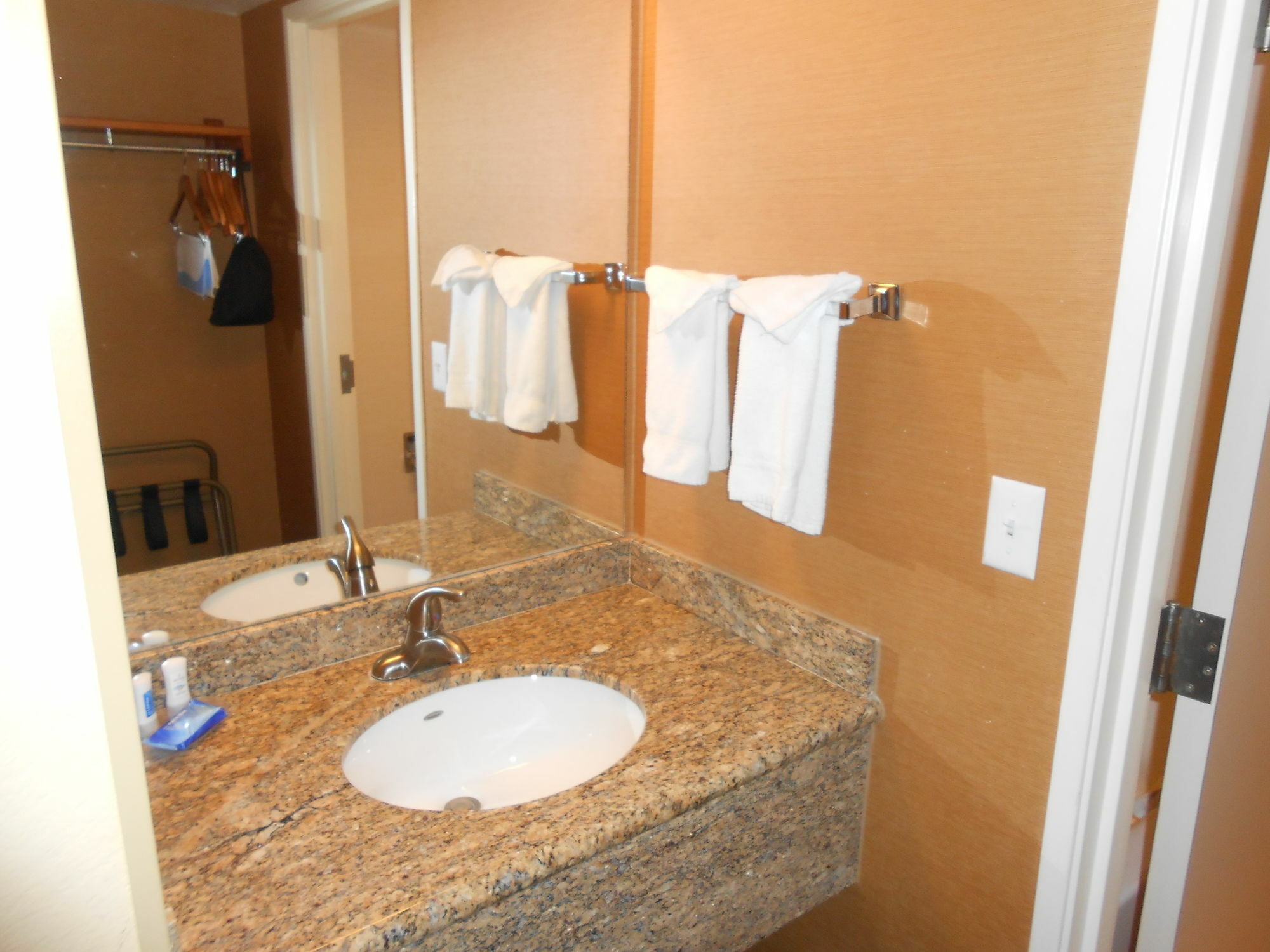 Greentree Inn And Suites Mesa / Phoenix Exterior photo